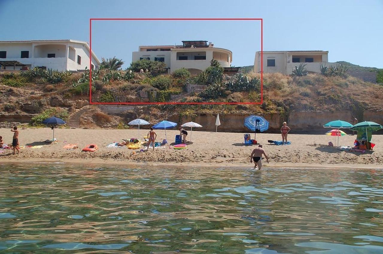 Nice Apartments In Waterfront Villa In Bosa Porto Alabe トレズヌラーゲス エクステリア 写真